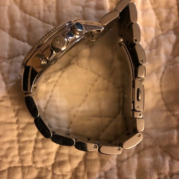 Michael Kors Watch for Women - Picture 3 of 5